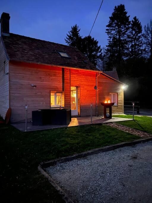 Cottage Cocooning Romantique Avec Jaccuzzi Prive Ancinnes Exterior photo